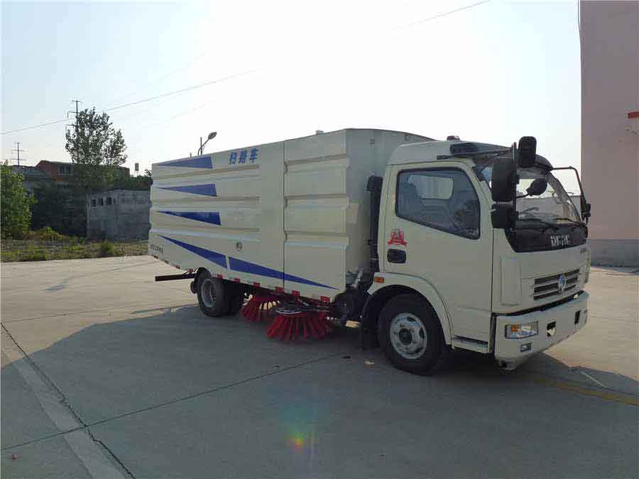 扫路车、吸尘车区别-购买扫路车、吸尘车前必看